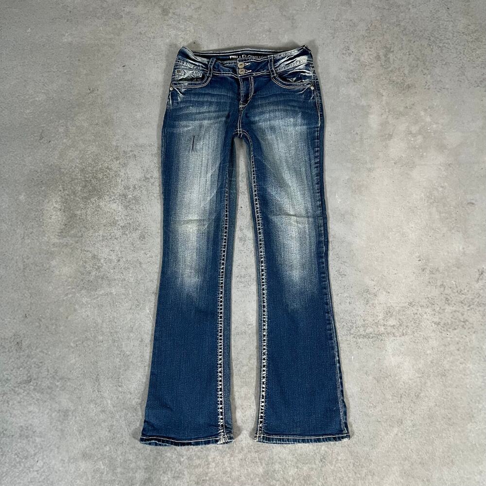 Bootcut Mid Rise Wallflower Denim Jeans
Flared Western Womens Size: 9